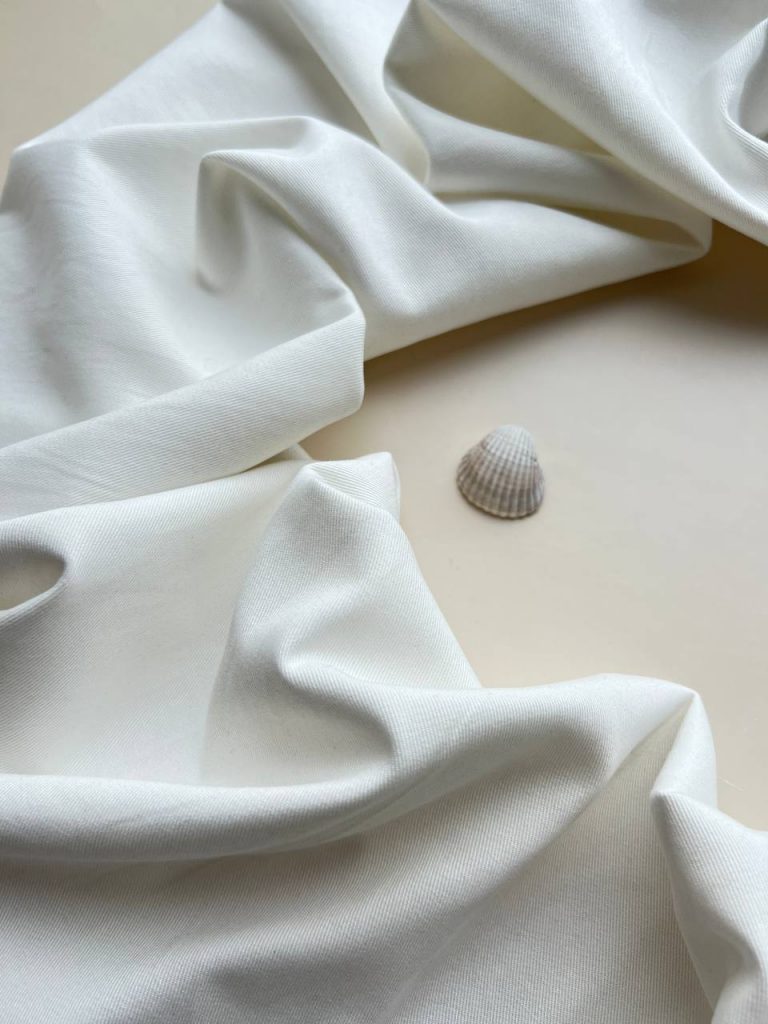 костюмный тенсель белый премьер фабрик