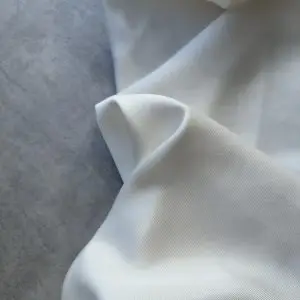 1 3 300x300 - Тенсель костюмно-плательный "белый"