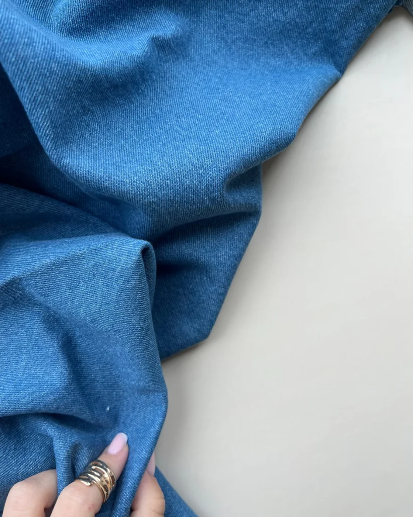 джинсовая ткань, цвет темно-голубой. premier fabric