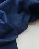джинсовая плотная ткань, цвет темно-синий. premier fabric